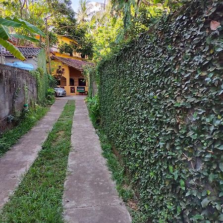 Brinkhouse Guesthouse , Unawatuna Beach Экстерьер фото
