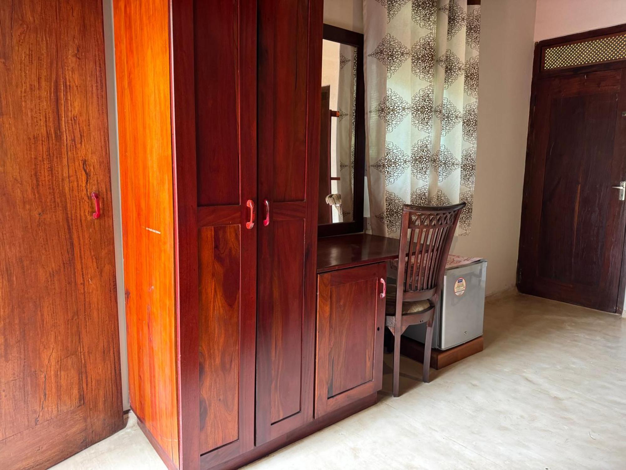 Brinkhouse Guesthouse , Unawatuna Beach Экстерьер фото