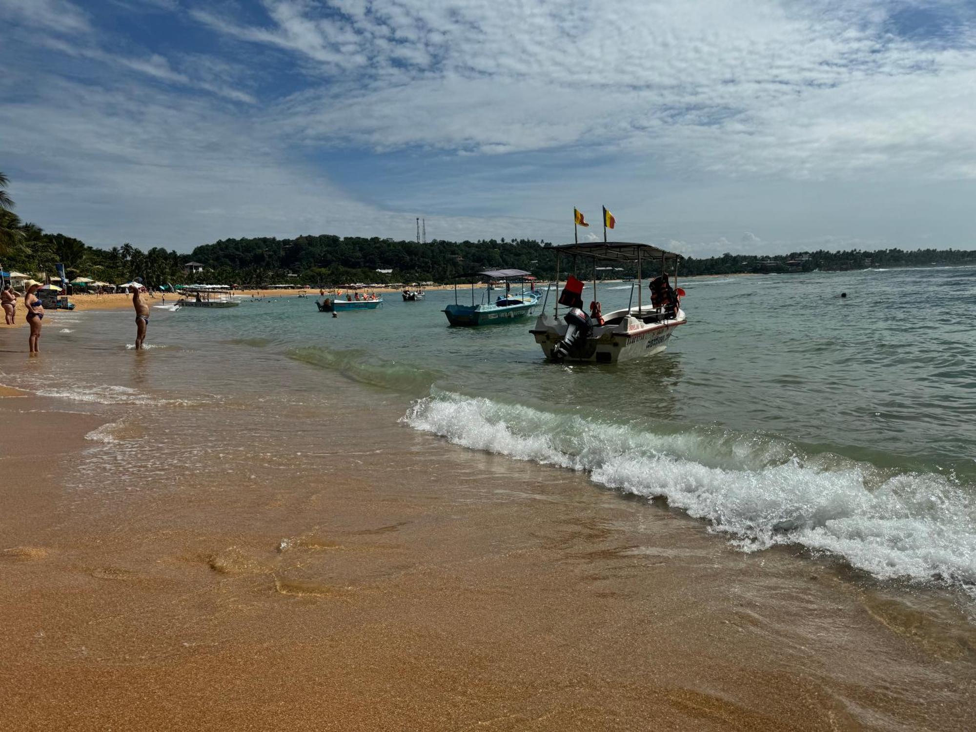 Brinkhouse Guesthouse , Unawatuna Beach Экстерьер фото