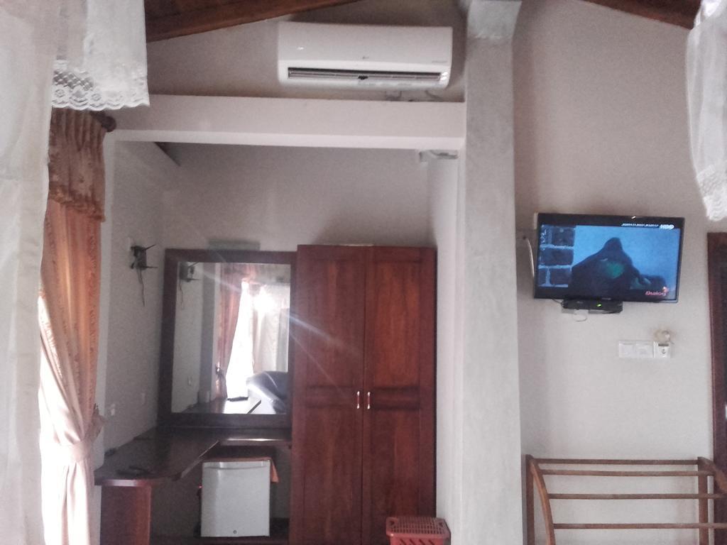 Brinkhouse Guesthouse , Unawatuna Beach Экстерьер фото