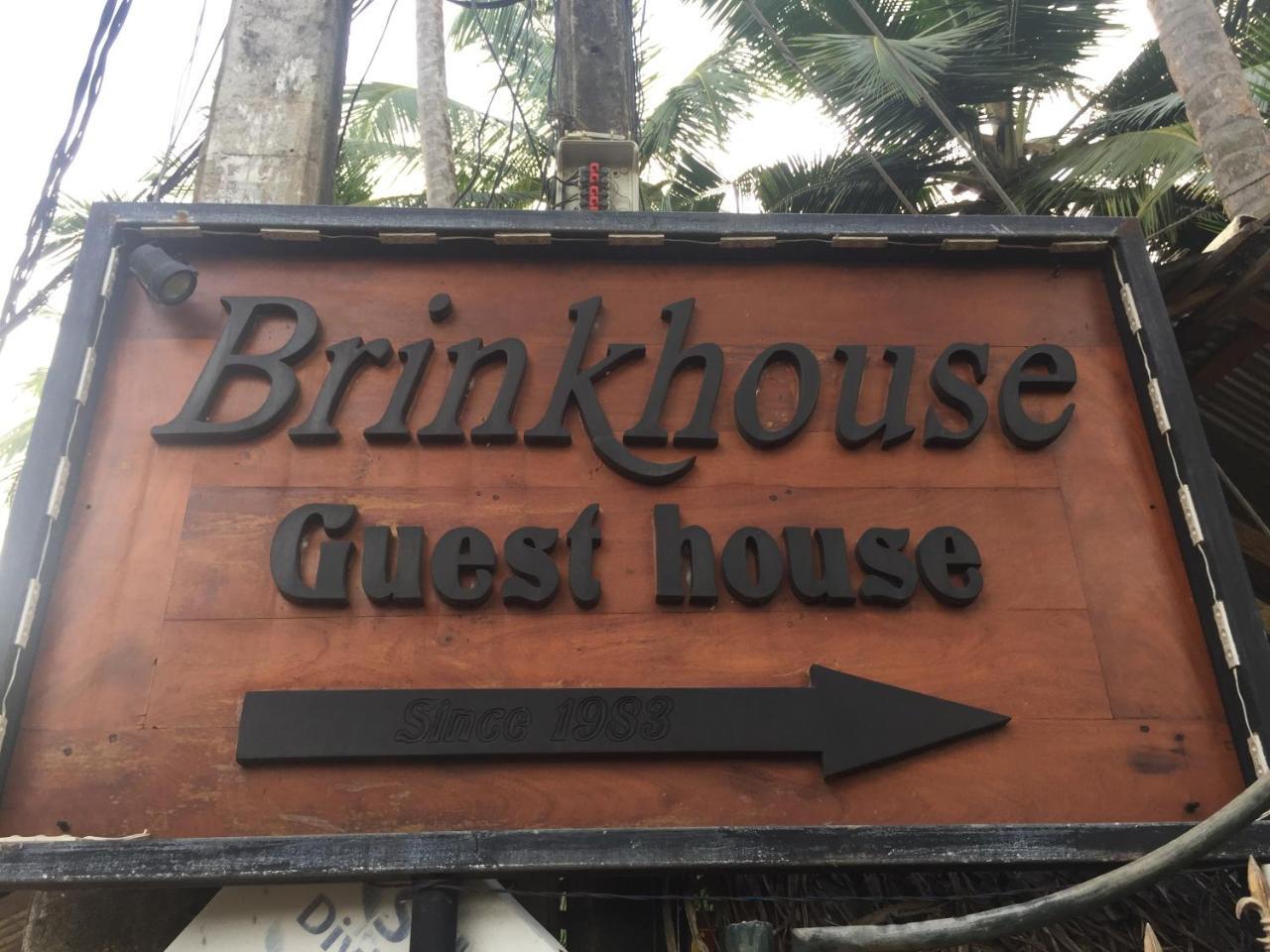 Brinkhouse Guesthouse , Unawatuna Beach Экстерьер фото